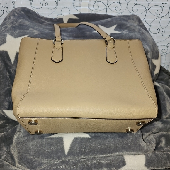 Michael khors purse - Picture 6 of 6